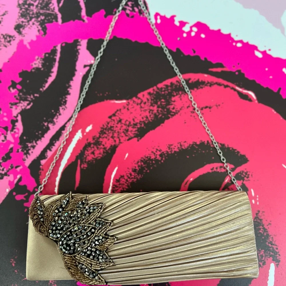 RSVP Clutch. - Picture 4 of 4